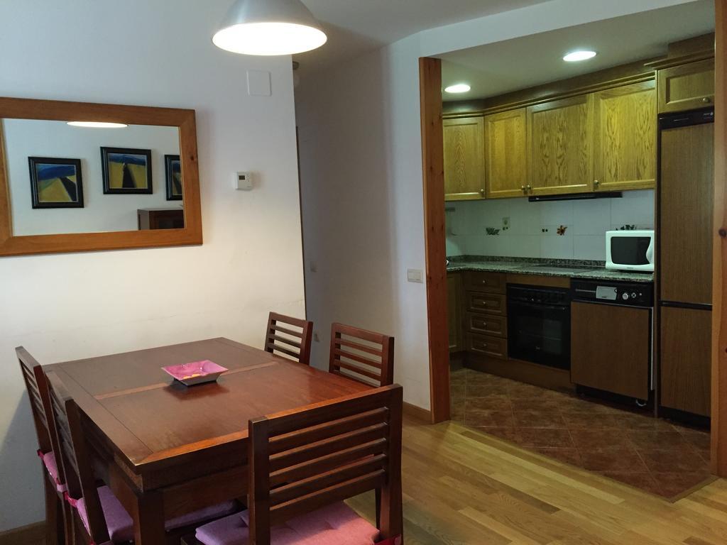 Apartamento Lamatriz Dequin Edificio Sayo 8 Benasque Exterior foto